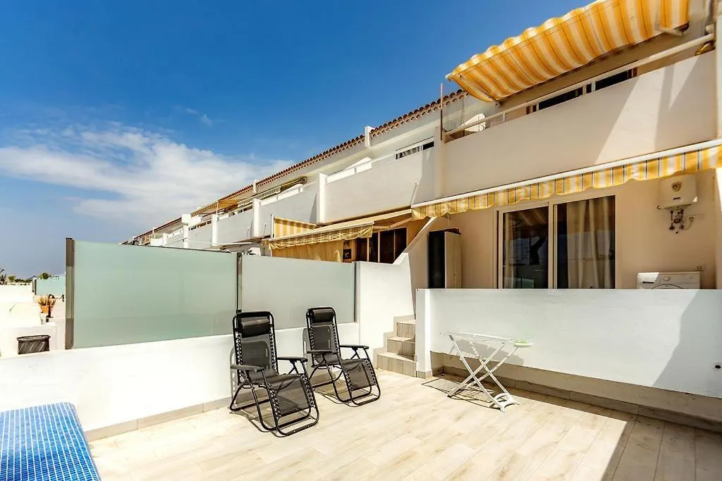 Holiday Island Pool Escape Costa Adeje İspanya