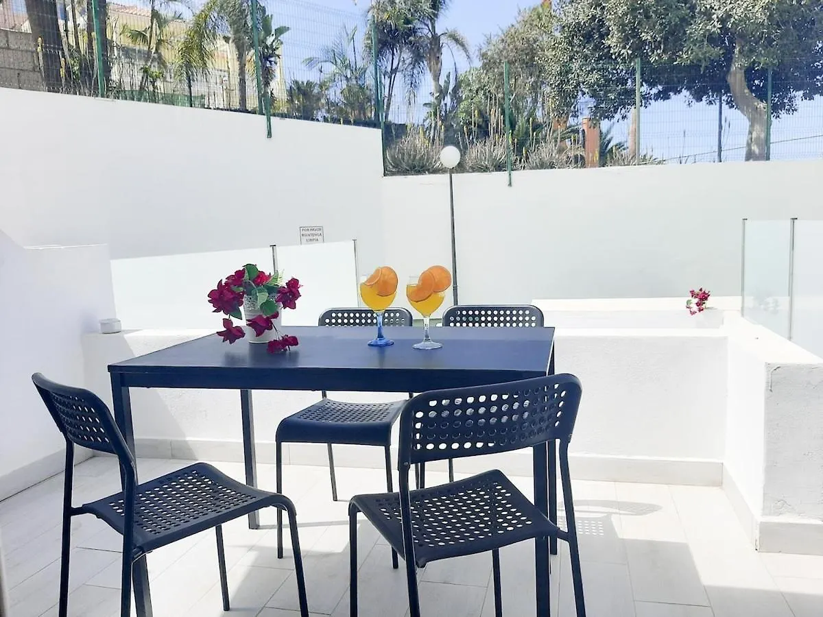 Holiday Island Pool Escape Costa Adeje Daire